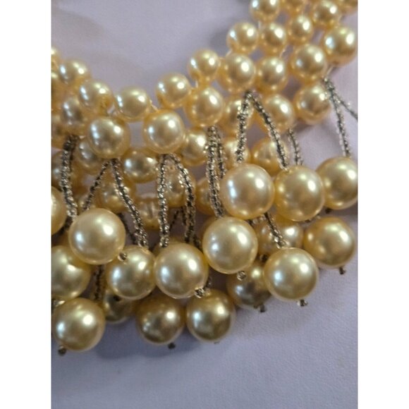 Vintage 1960s Cascading Lustrous Faux Pearl individually knotted necklace 18" - Picture 3 of 4